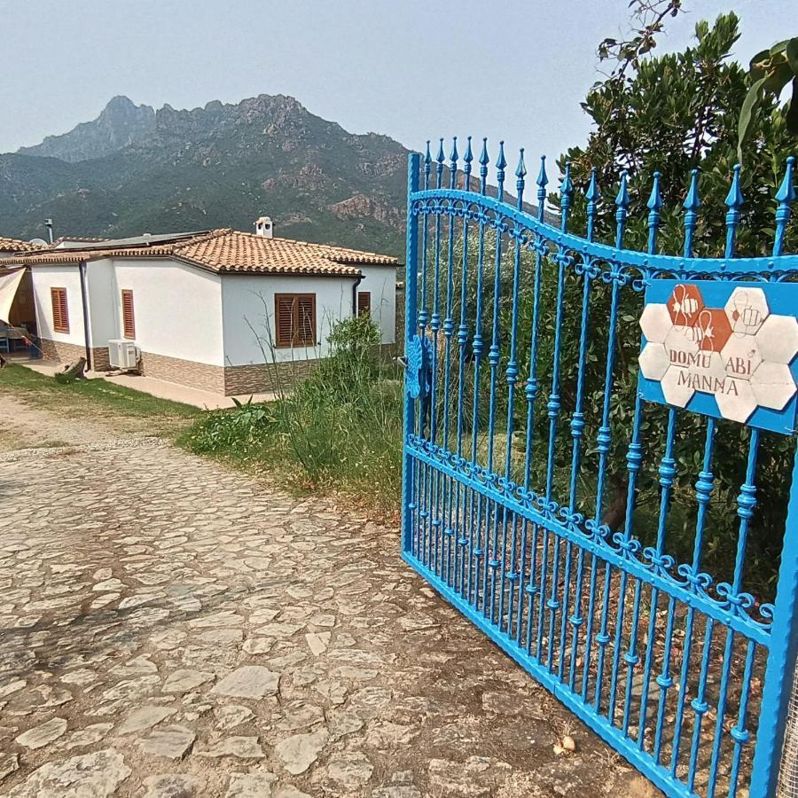 Domu Abi Manna Villa Tertenìa Exteriör bild