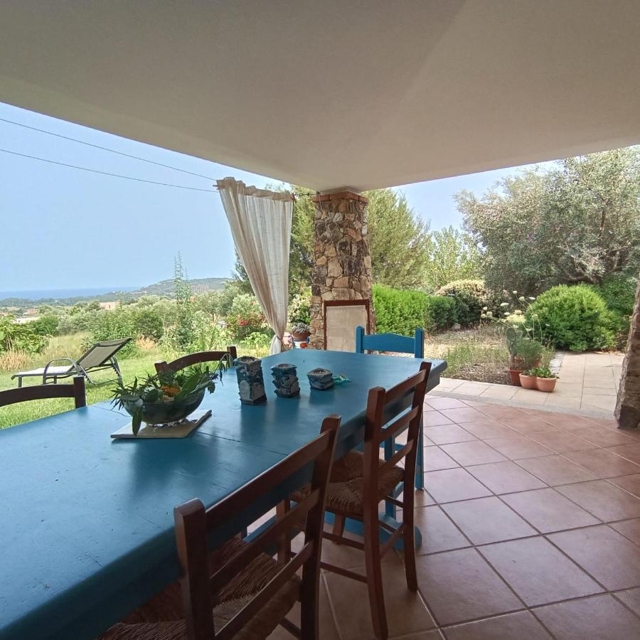 Domu Abi Manna Villa Tertenìa Exteriör bild